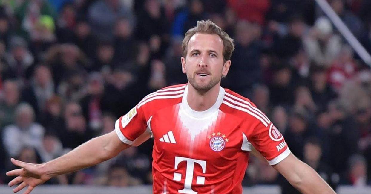 凯恩3分钟双响+失点！十人拜仁2-0锁定欧冠16强，孔帕尼复仇成功